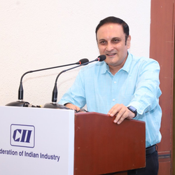 Shri Lekhan Thakkar